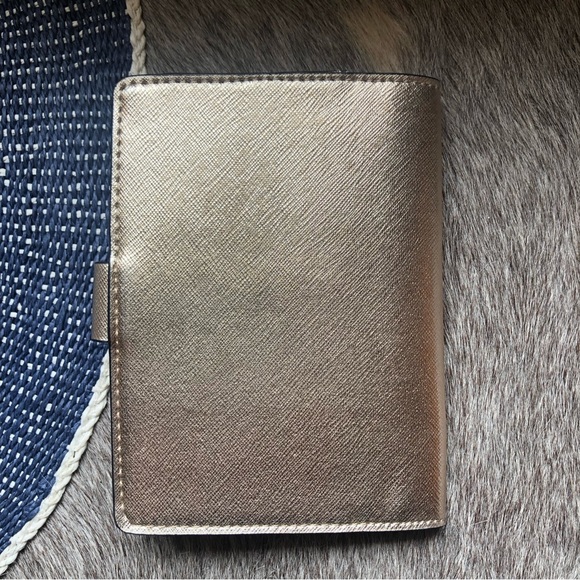 Nine West small credit card wallet holder snap closure gold metallic faux 4x5.5 - Picture 4 of 6